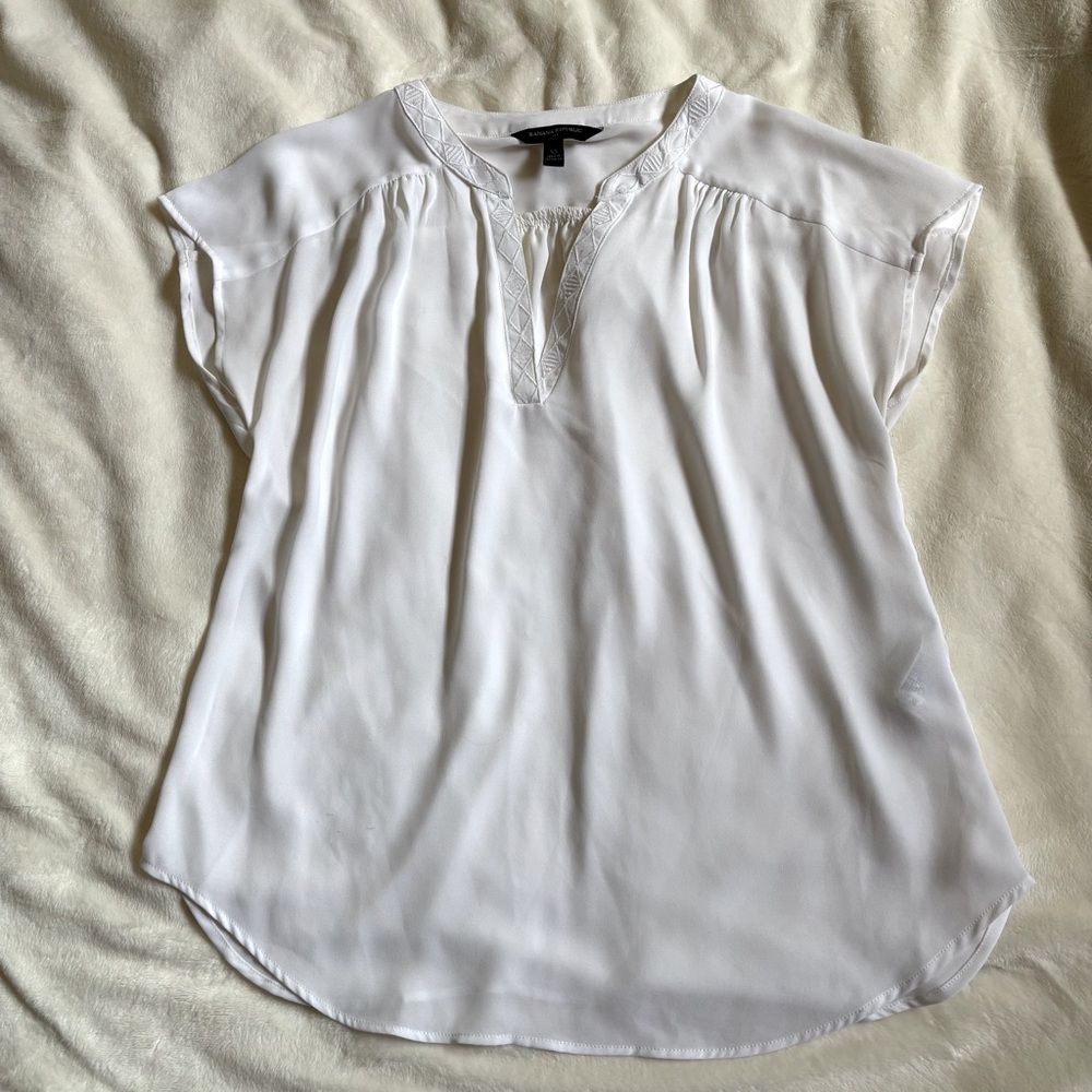 Banana Republic White Blouse